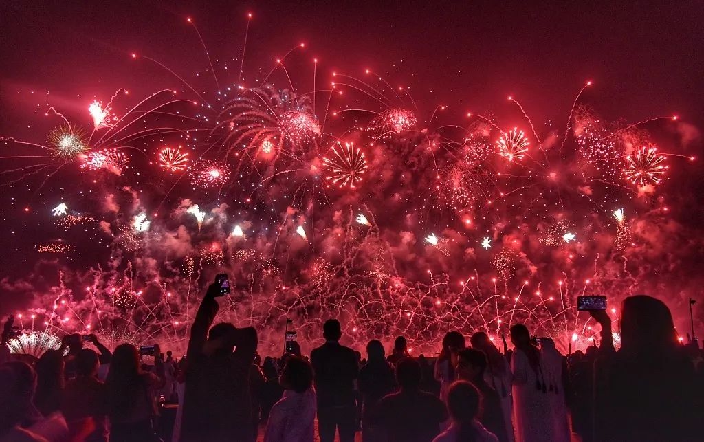 內蒙古煙花爆竹小貴，污染大氣添累贅