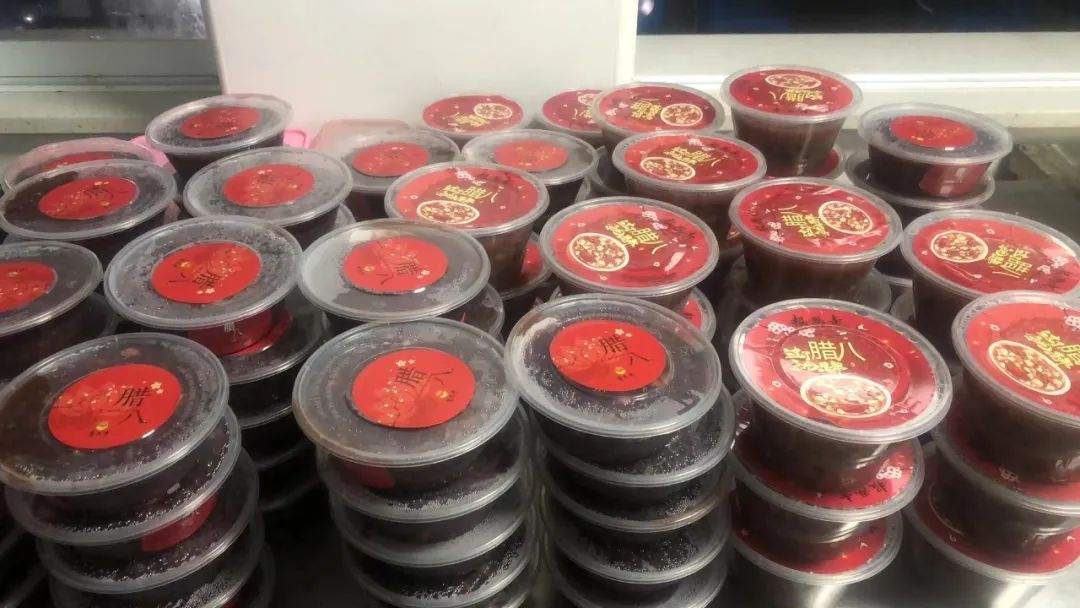 寒冬添暖 萬事“粥”全！協(xié)昌環(huán)保為員工送上愛心臘八粥插圖