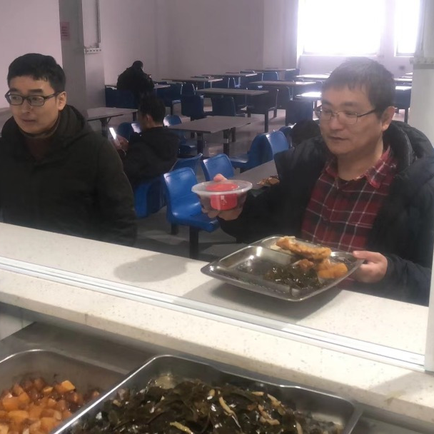 寒冬添暖 萬事“粥”全！協(xié)昌環(huán)保為員工送上愛心臘八粥插圖2